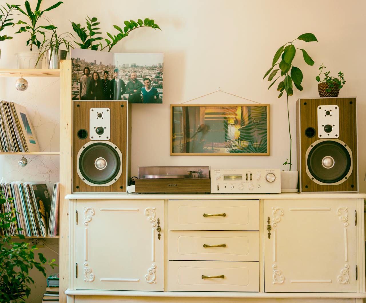 Speakers as Decorative Pieces