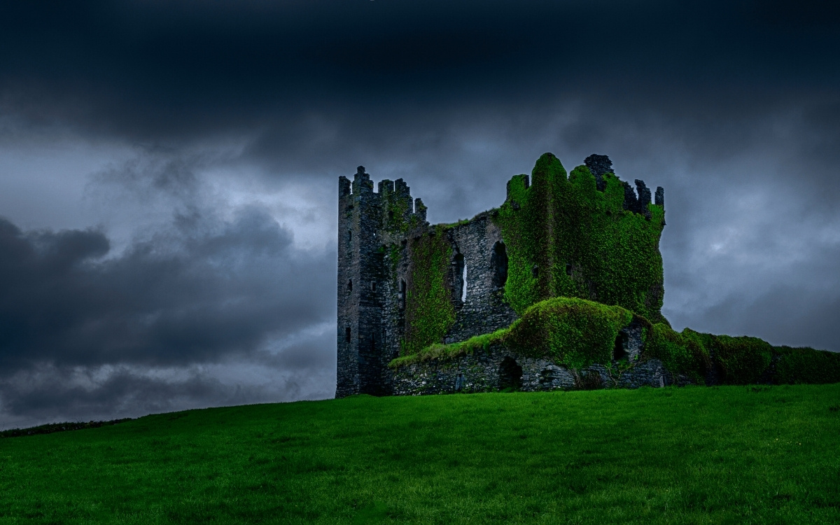 9 Abandoned Castles Around the World You Can Actually Explore