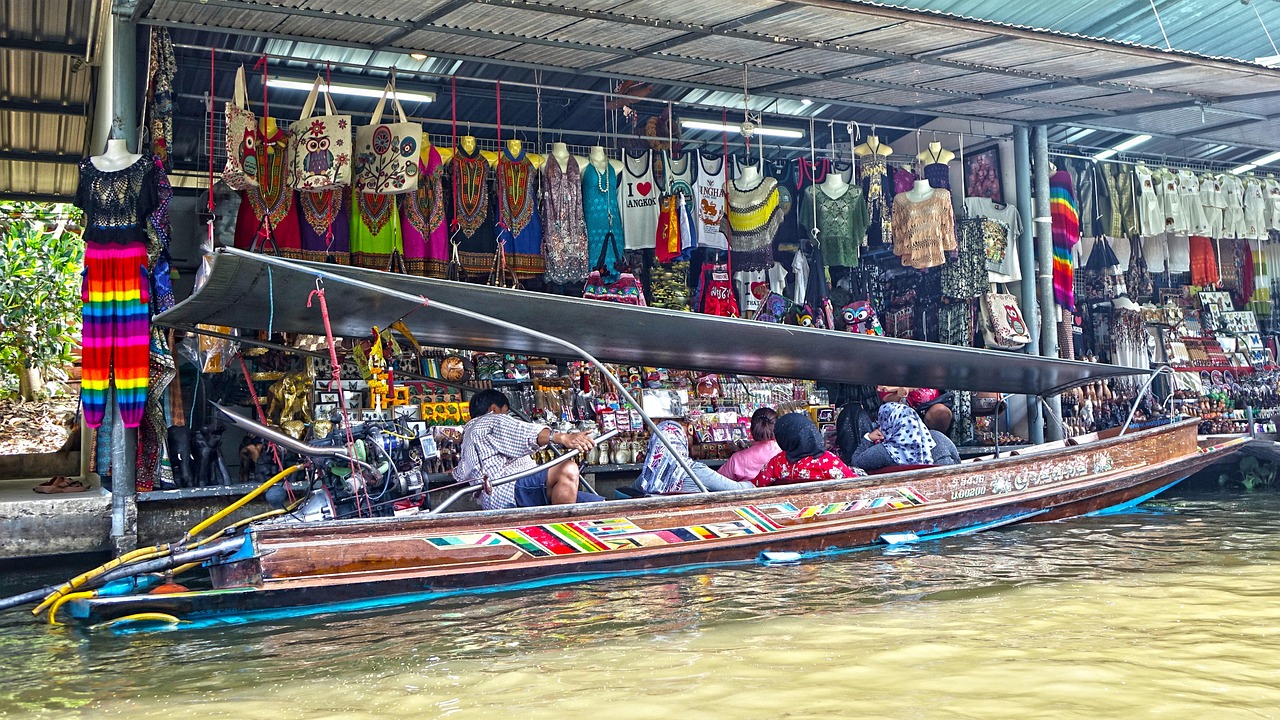 Damnoen Saduak Floating Market, Thailand
