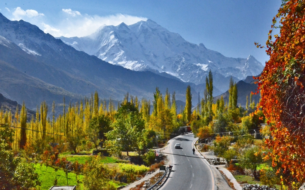 15 Hidden Valleys That Look Like Fantasy Movie Sets