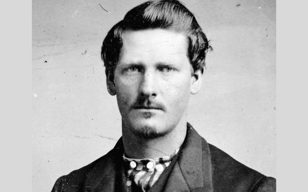 11 Outlaw Legends and the Lawmen Who Finally Brought Them Down