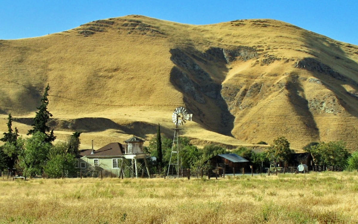 12 Abandoned Mines and Caverns You Can Tour Across America
