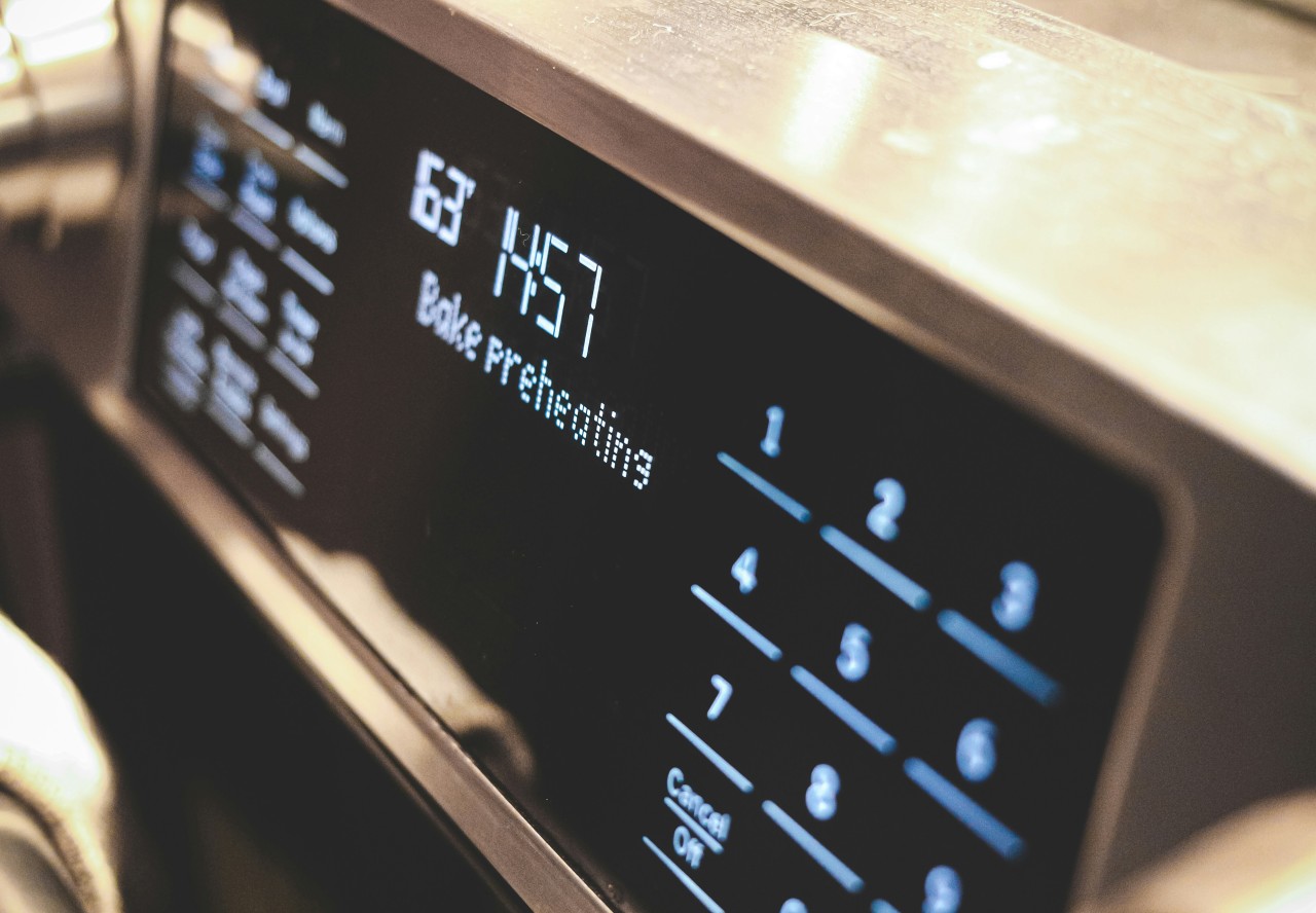 Touchscreen microwaves