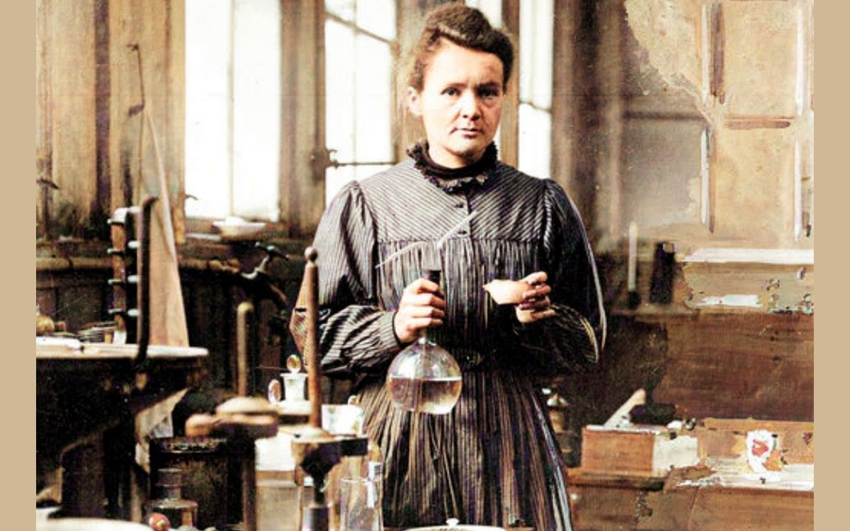 7 Historical Figures and the Weird Hobbies They Were Secretly Into