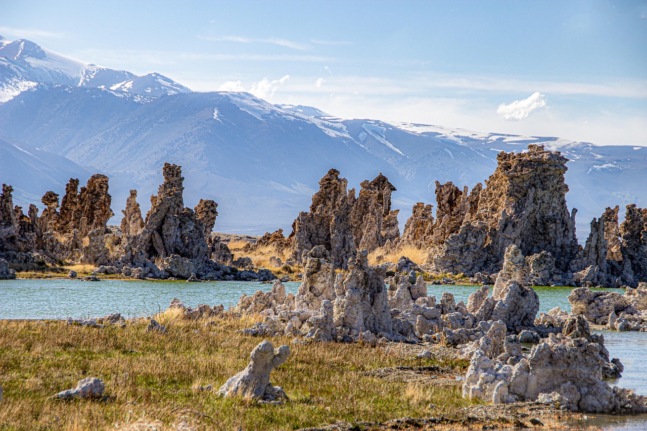 Mono Lake Tufa Towers, California