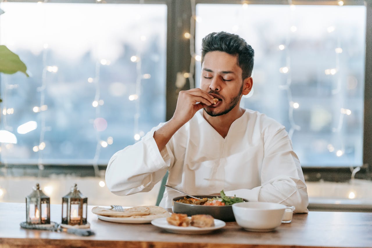 Eating With Hands