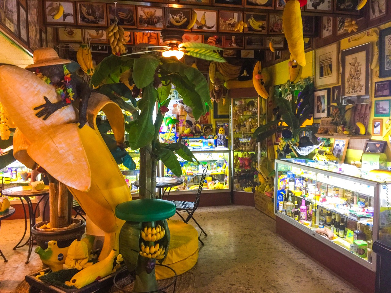 The International Banana Museum, Mecca, California, USA