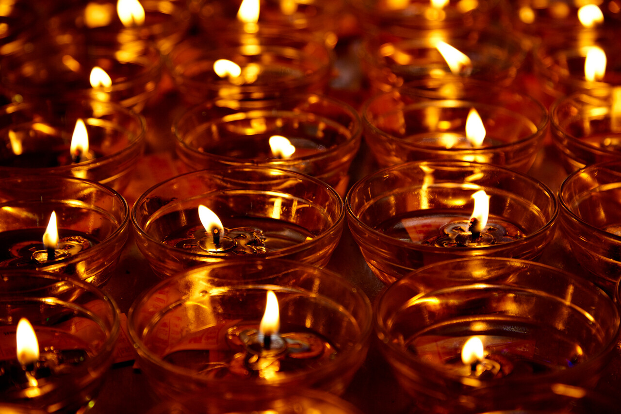 Battery Tea Lights That Flicker Unnaturally