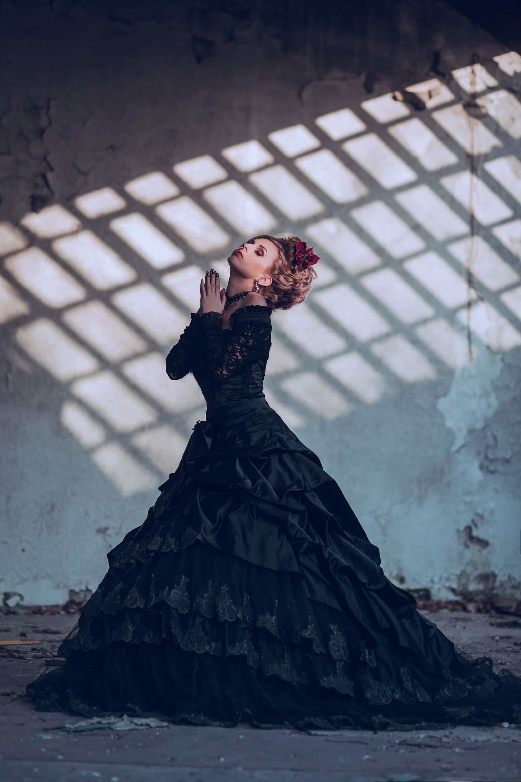Victorian skirt, curved coat
