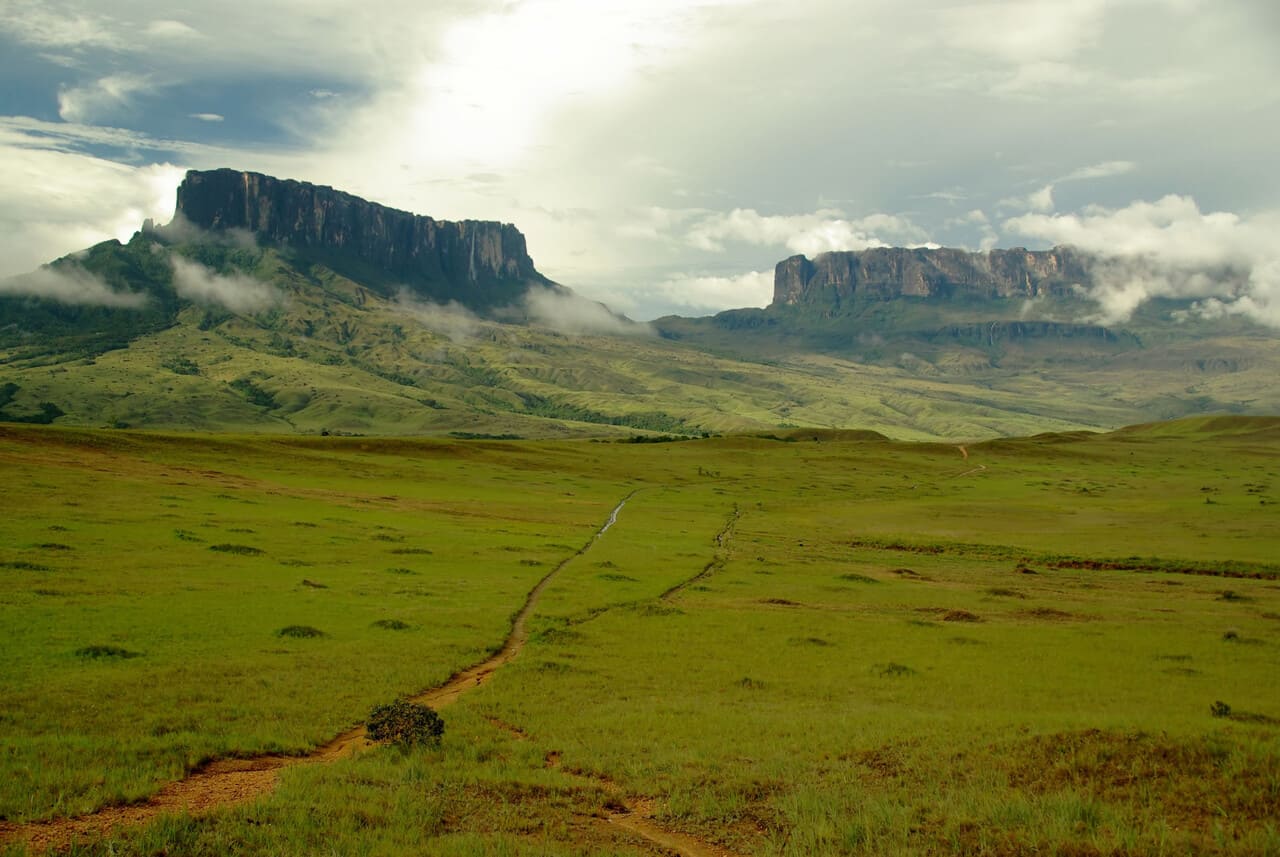 Mount Roraima Summit Plateau, Venezuela–Brazil–Guyana
