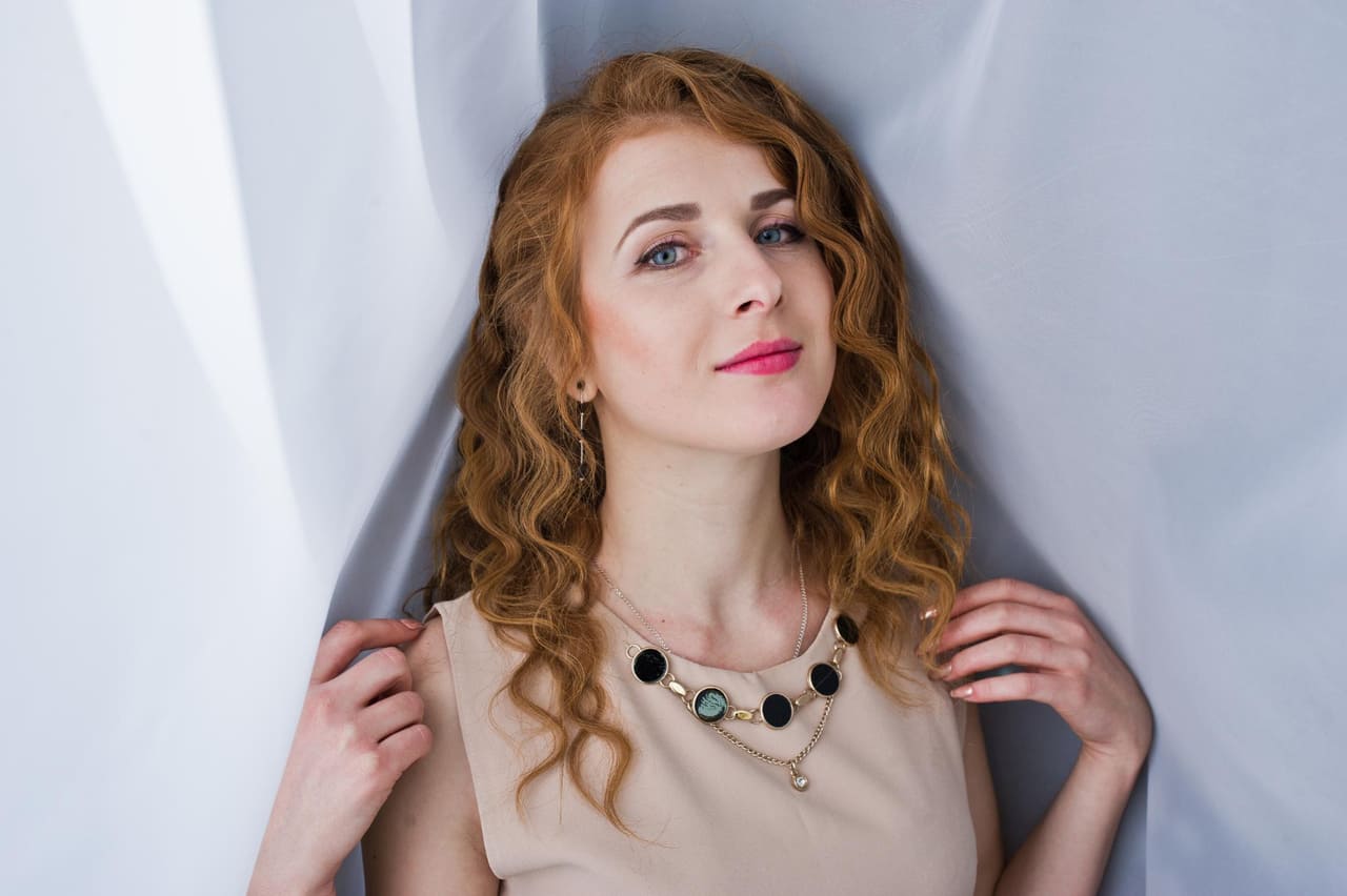 Metal pendant, stone necklace