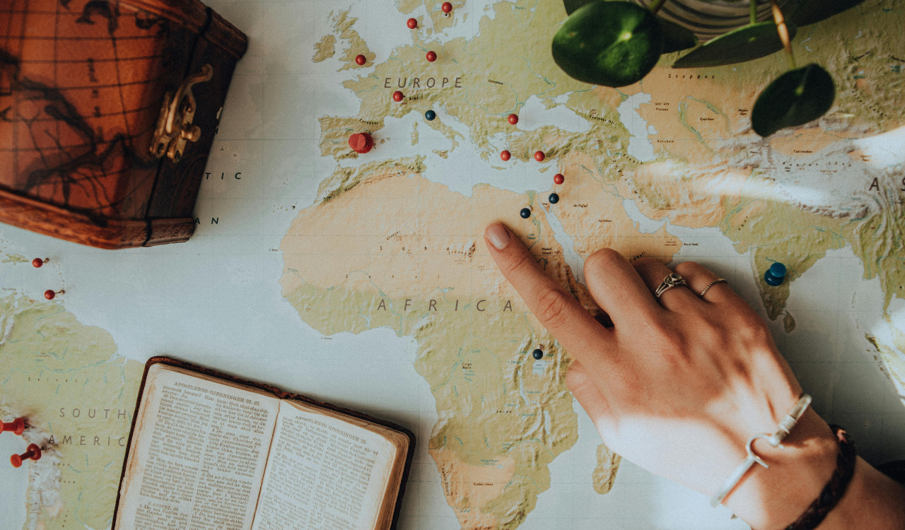 Leaving Detailed Itineraries with Family