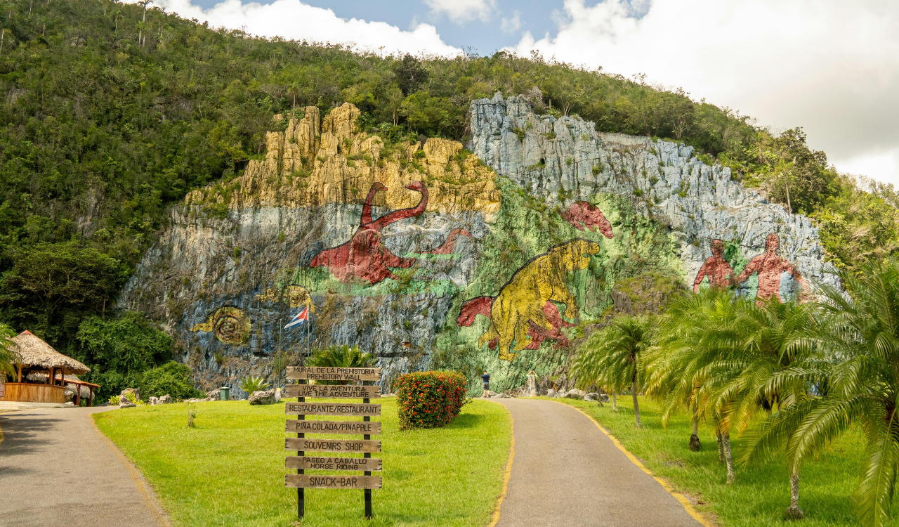 Scheduling Stops Around Roadside Attractions