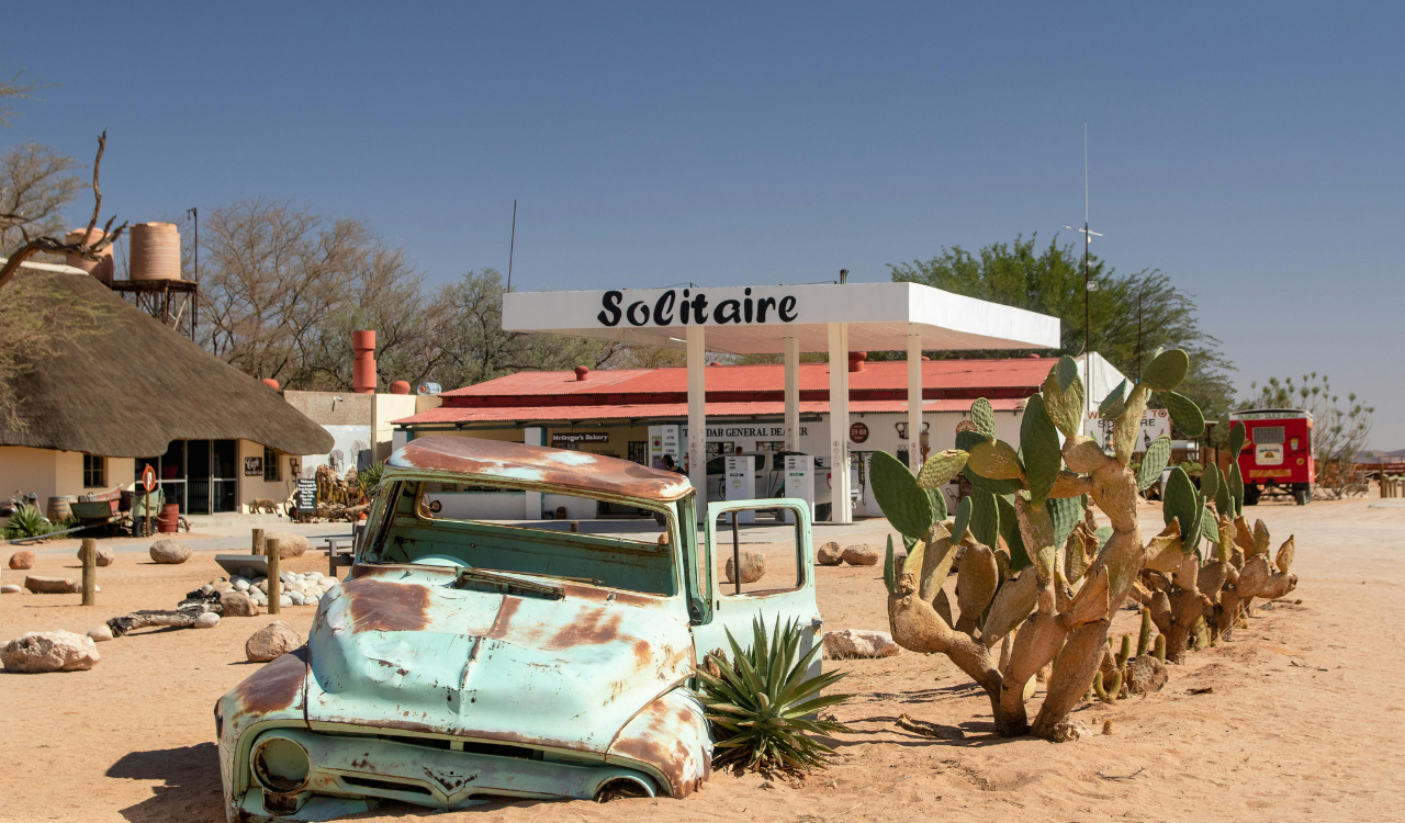 12 Unique Roadside Attractions Still Worth the Detour
