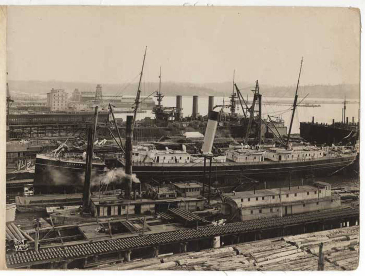 Prohibition Era Bootlegging Syndicates