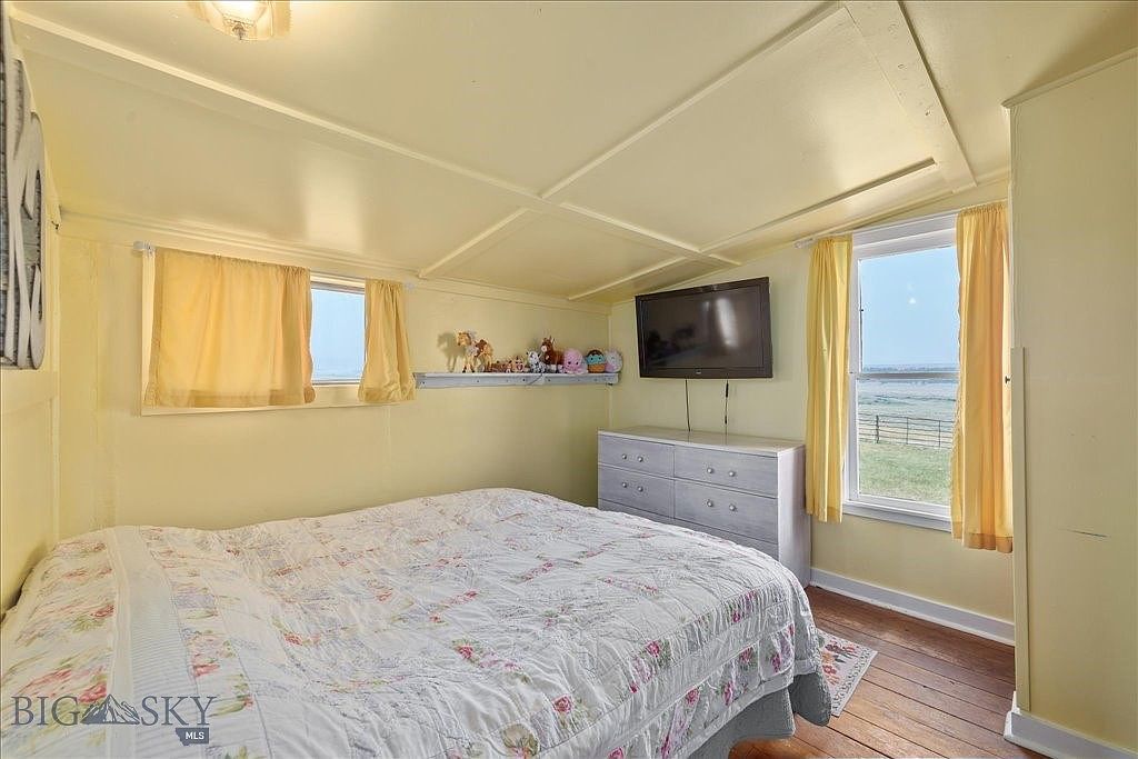 cutting-granite-stones-8028375_1280