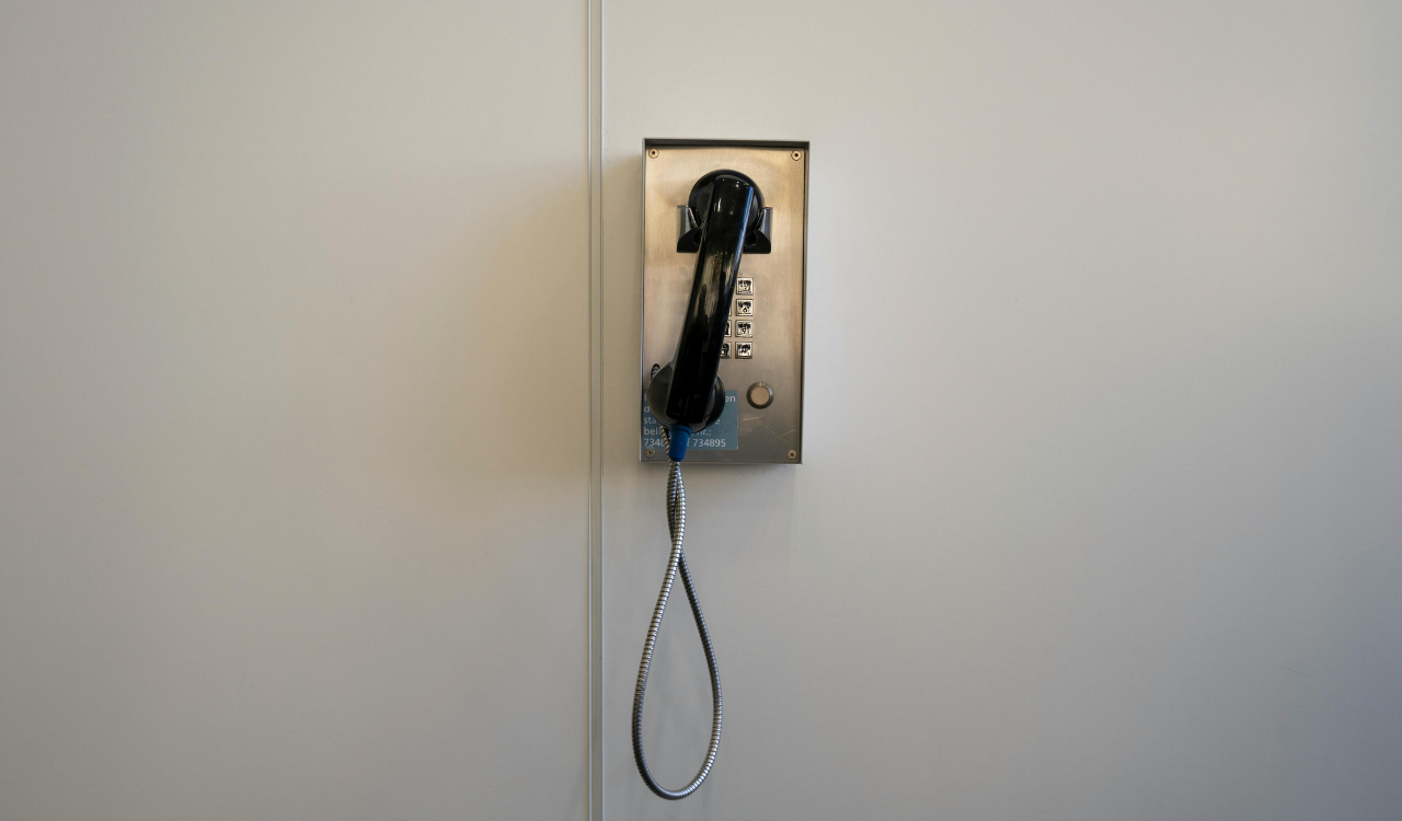 Using Pay Phones on the Road