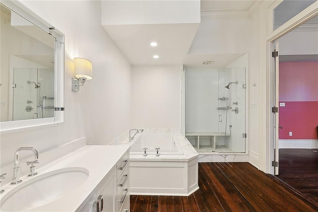 cosmetics-1543276_1280