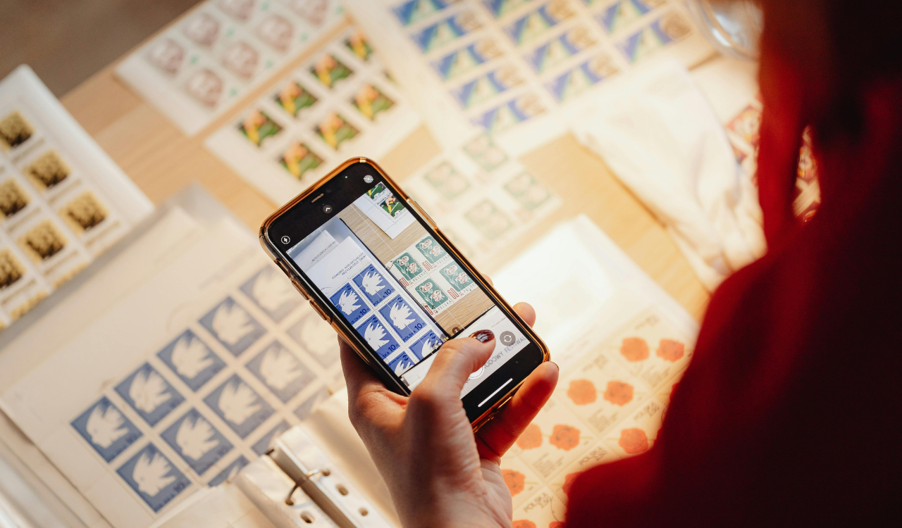  Reflecting How Destinations Marketed Themselves