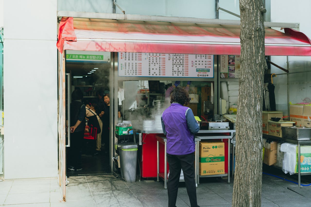 Eating on the Street in South Korea