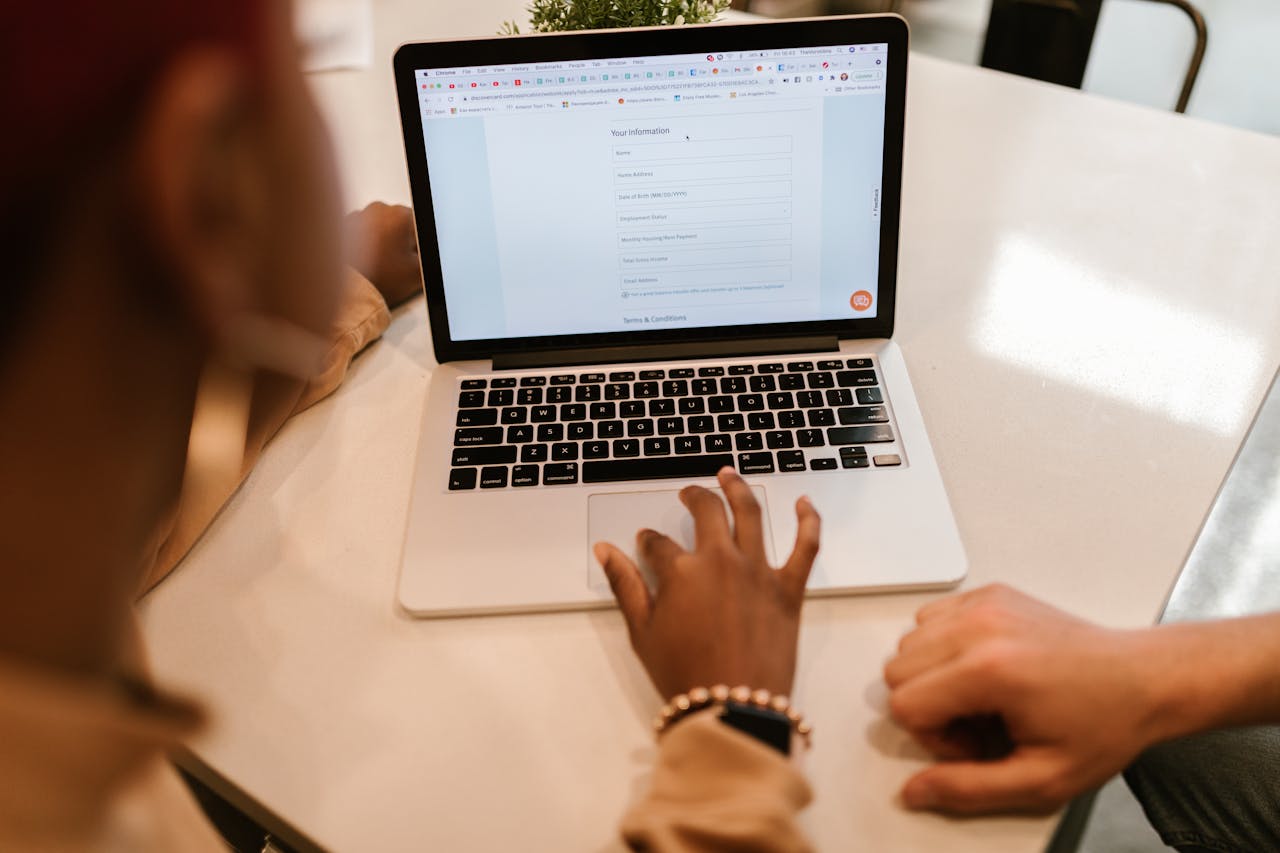 traveler filling out an online form