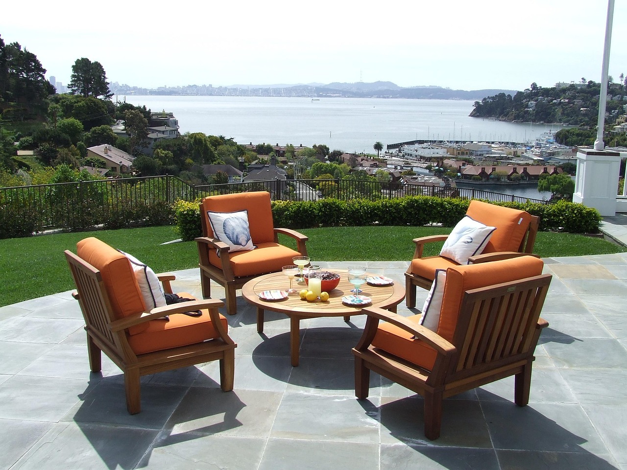 Outdoor Furniture With Cushions