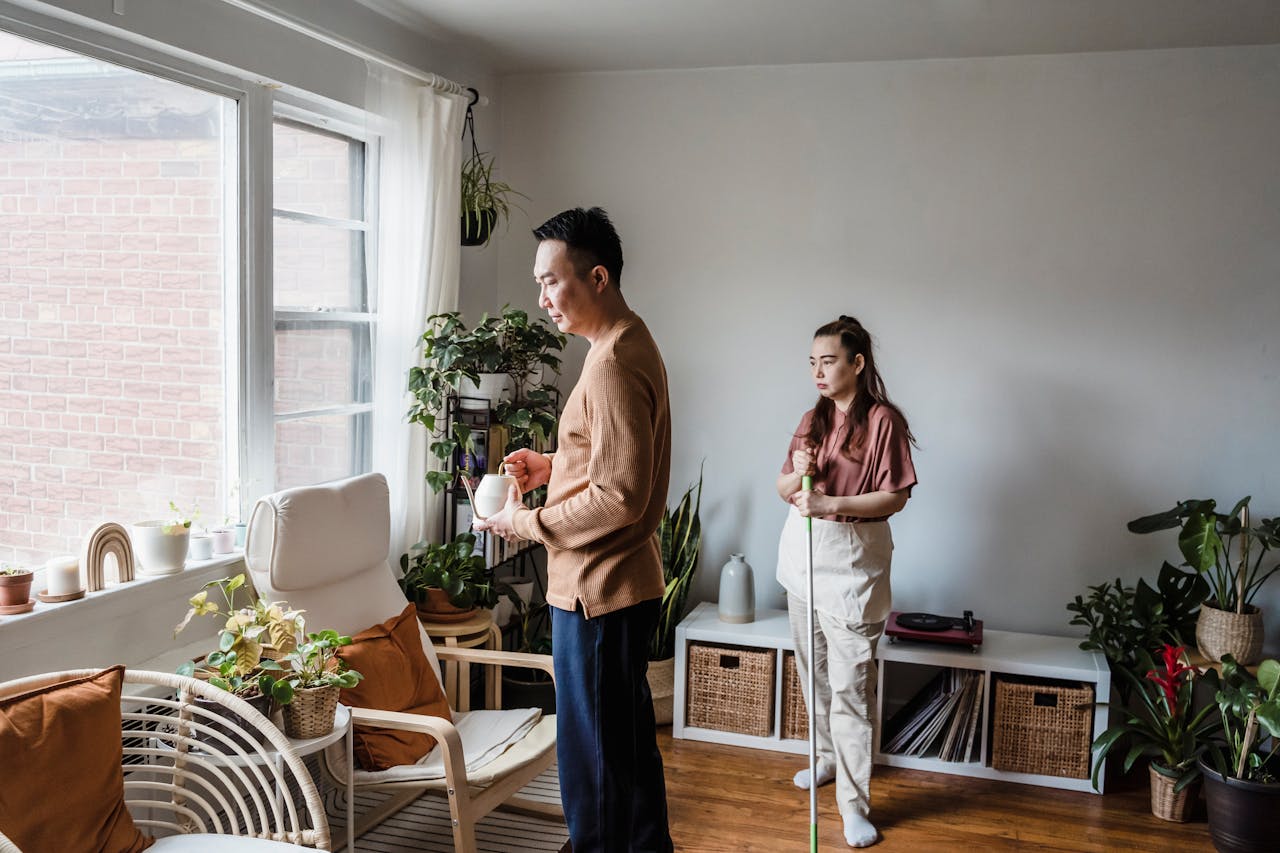 12 Pre-Guest Cleaning Tasks That Prevent the Awkward Misses