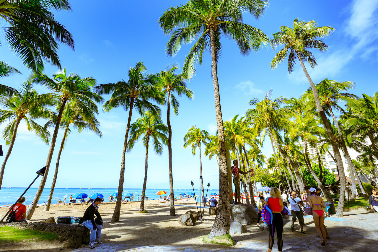 Hawaii’s Tourist Tax Takes Effect, and Visitors Will Notice It at Checkout