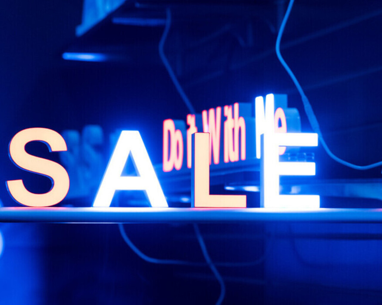 What the 2026 Fluorescent Bulb Ban Actually Covers