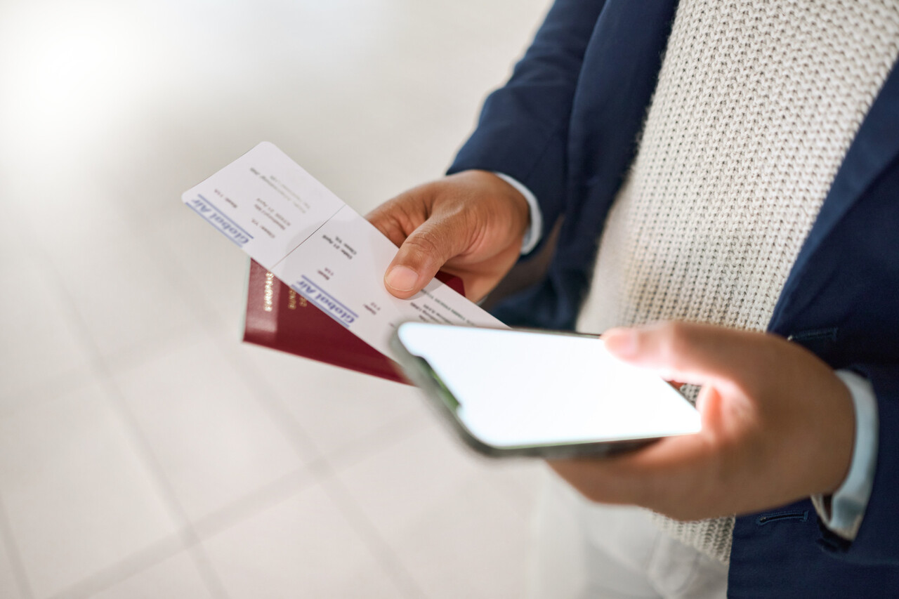 Printing airline boarding passes at home when mobile works fine