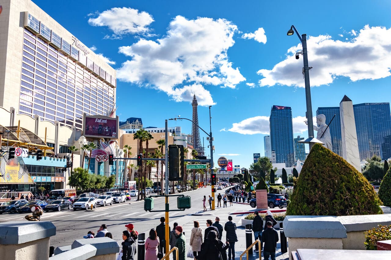 10 Things That Used to Be Normal in Vegas That Aren’t Allowed Now