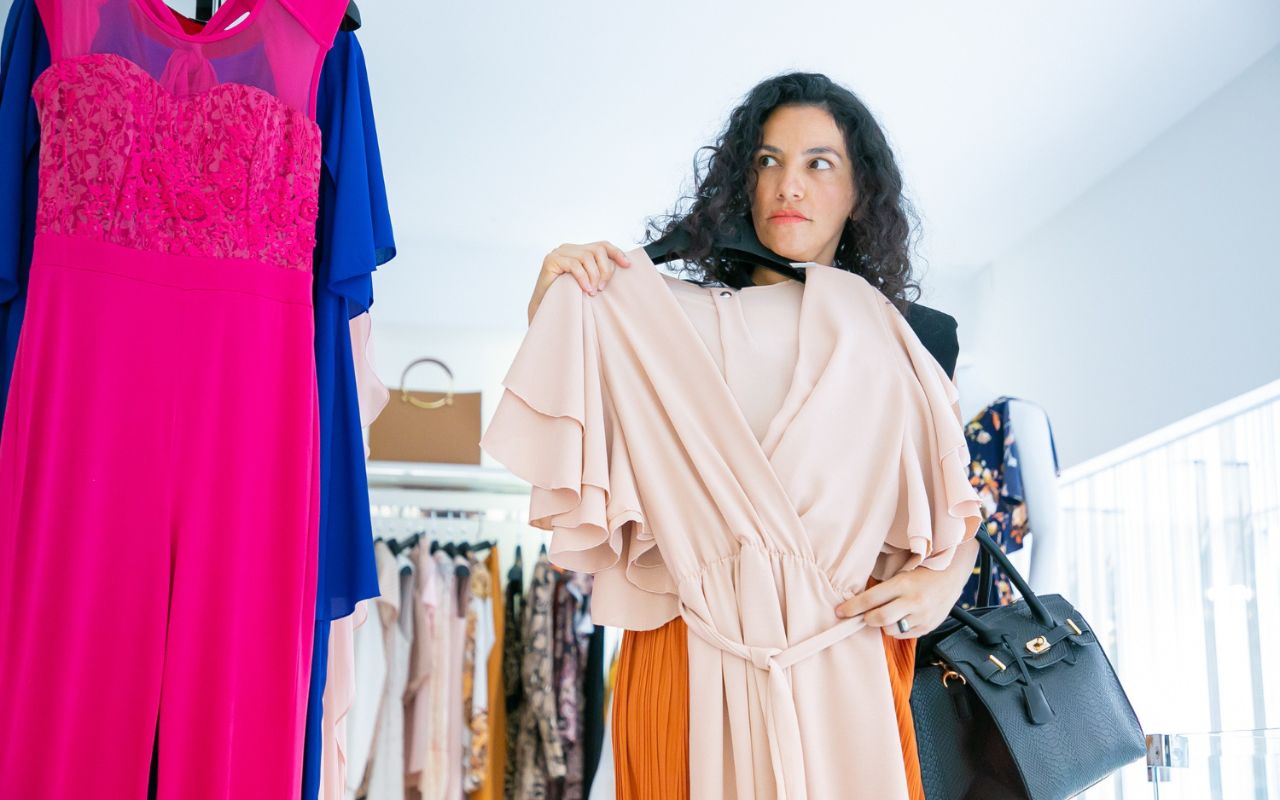 Arguing About Store Policies Workers Cannot Change