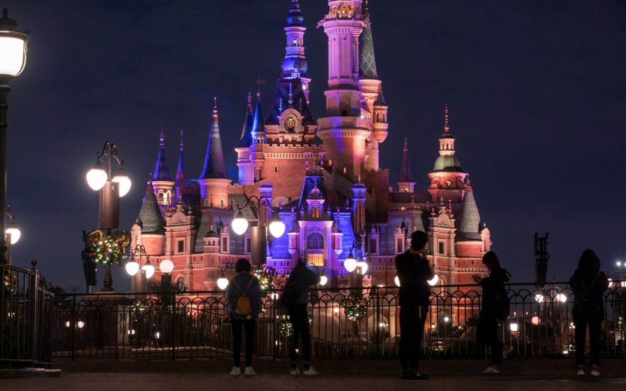 Simple Disney Traditions Now Come With Rules