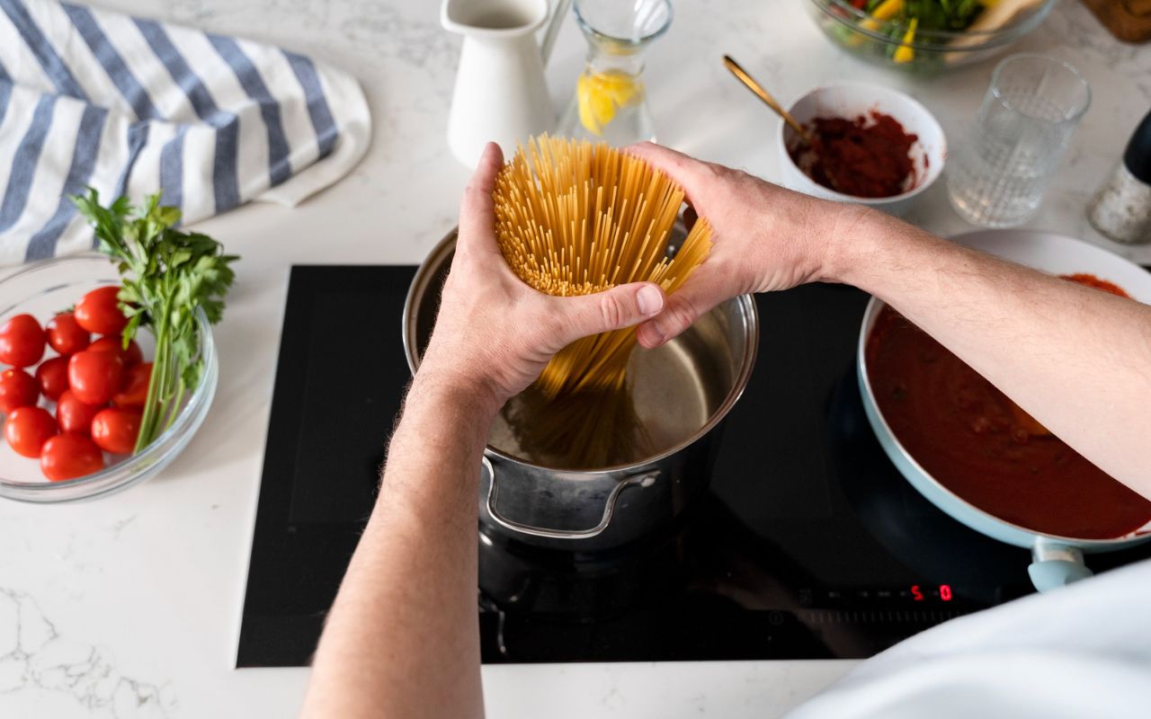 You Must Always Rinse Pasta Before Cooking
