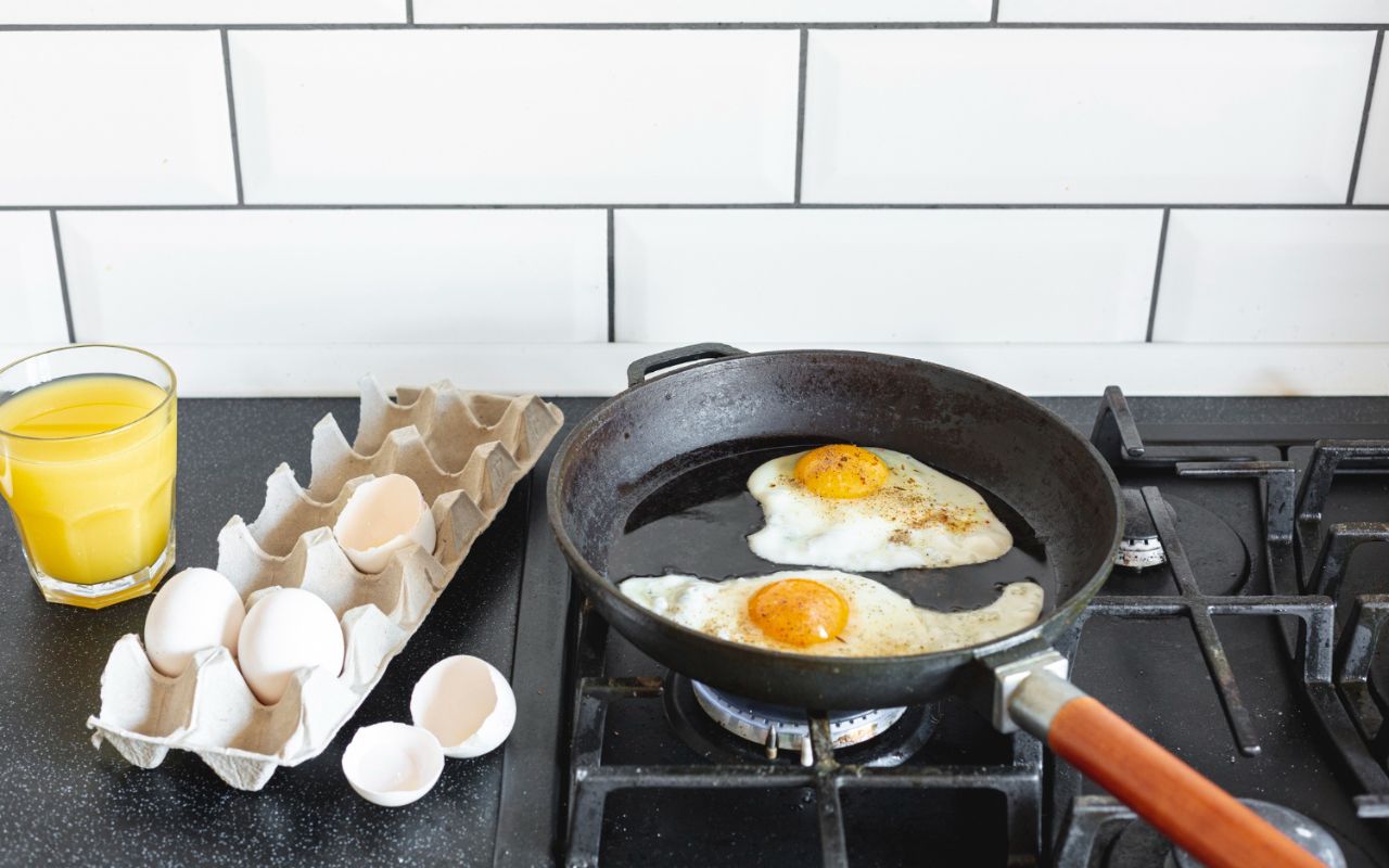 Eggs Should Be Cooked at High Heat for Safety