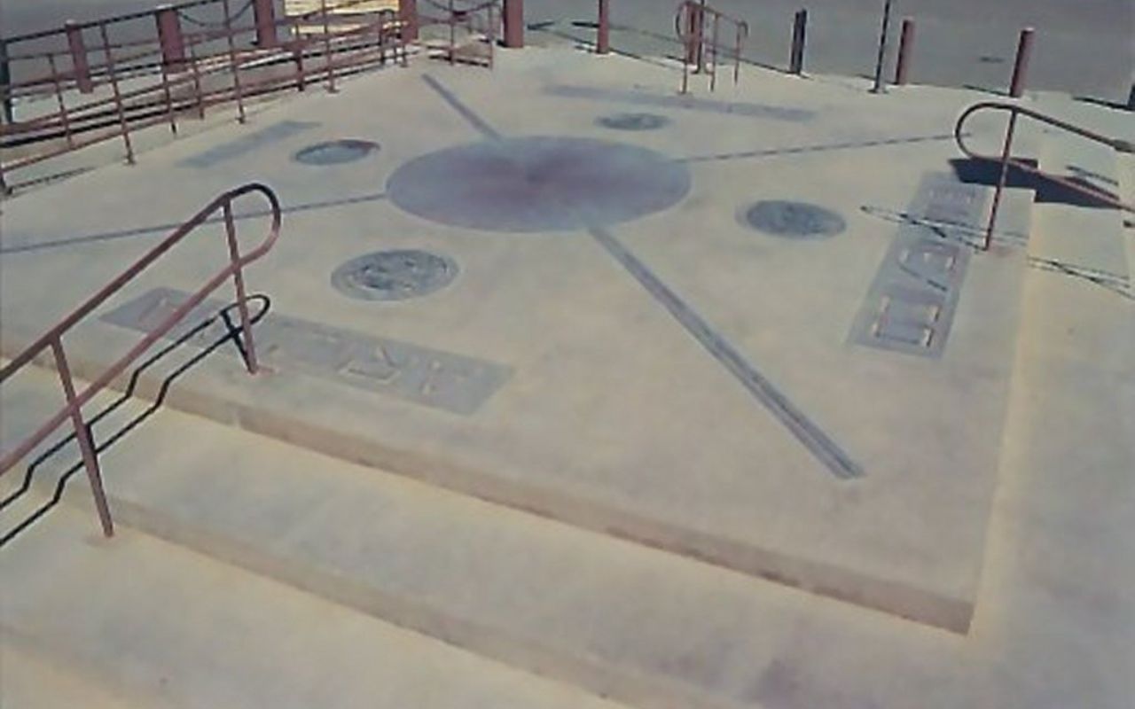 The Four Corners Monument