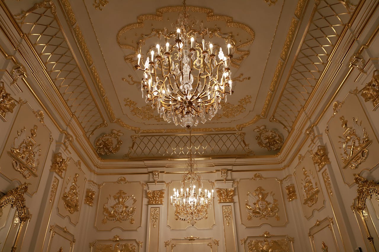Statement Ceilings That Distract