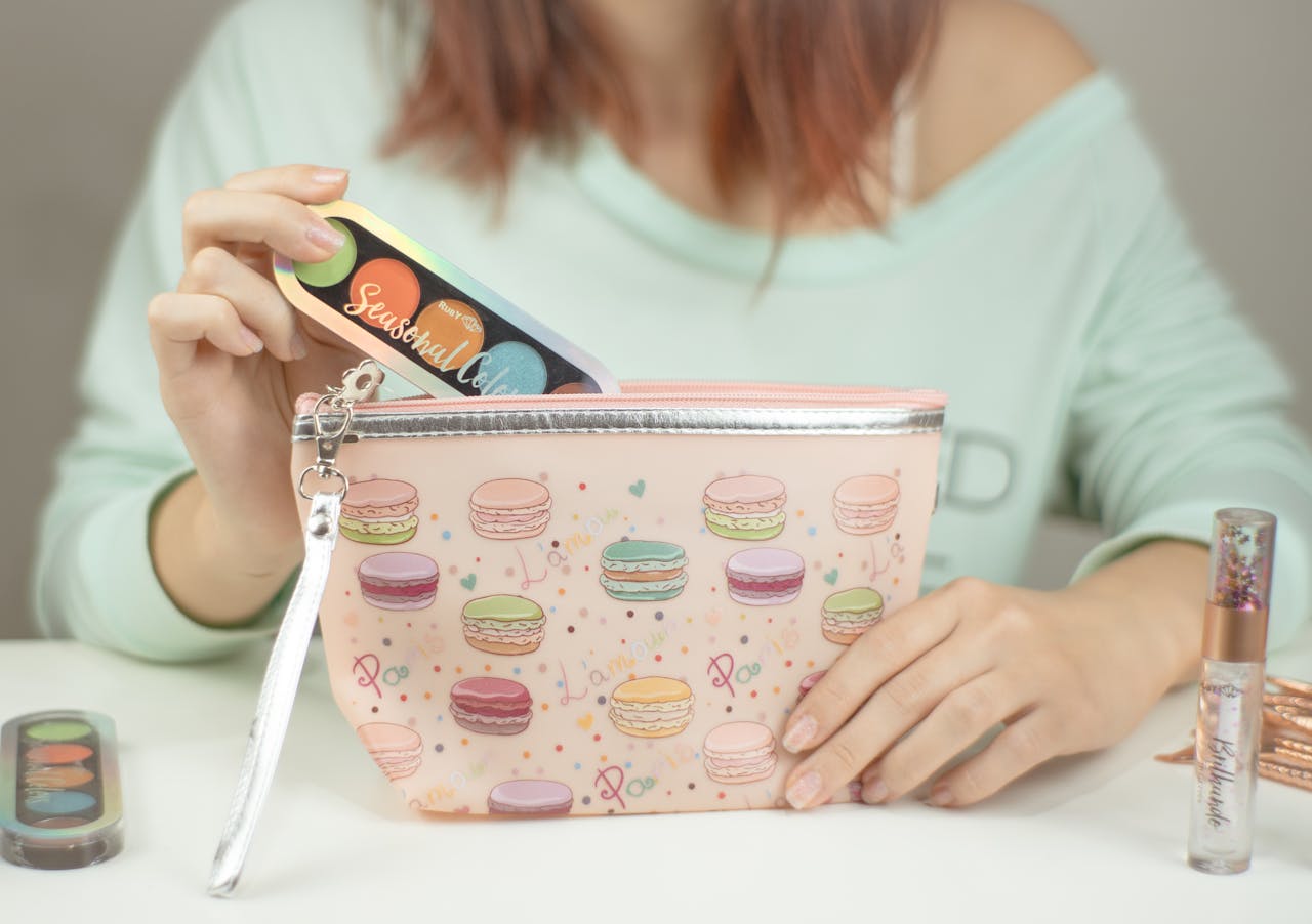 Forgetting Liquids Hidden Inside Makeup And Toiletry Kits
