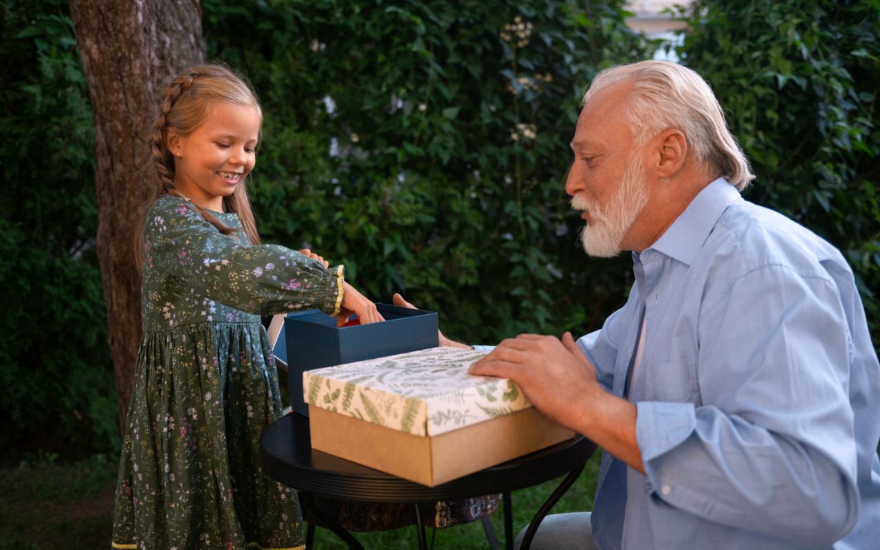 Leaving Thoughtful Keepsakes or Letters
