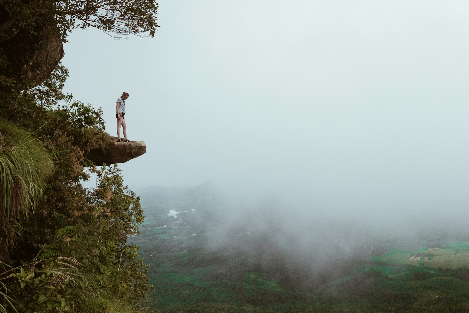 Base Jumping Over Norway’s Kjerag Plateau