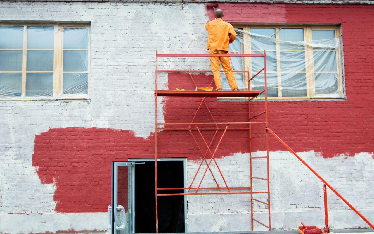 Changing Exterior Colors Against HOA Guidelines
