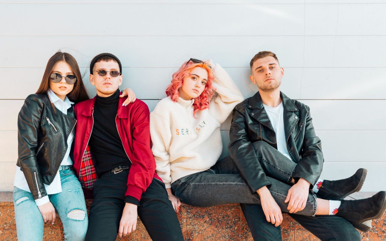 11 Boomer-Era Trends People Mocked That Gen Z Is Bringing Back Anyway