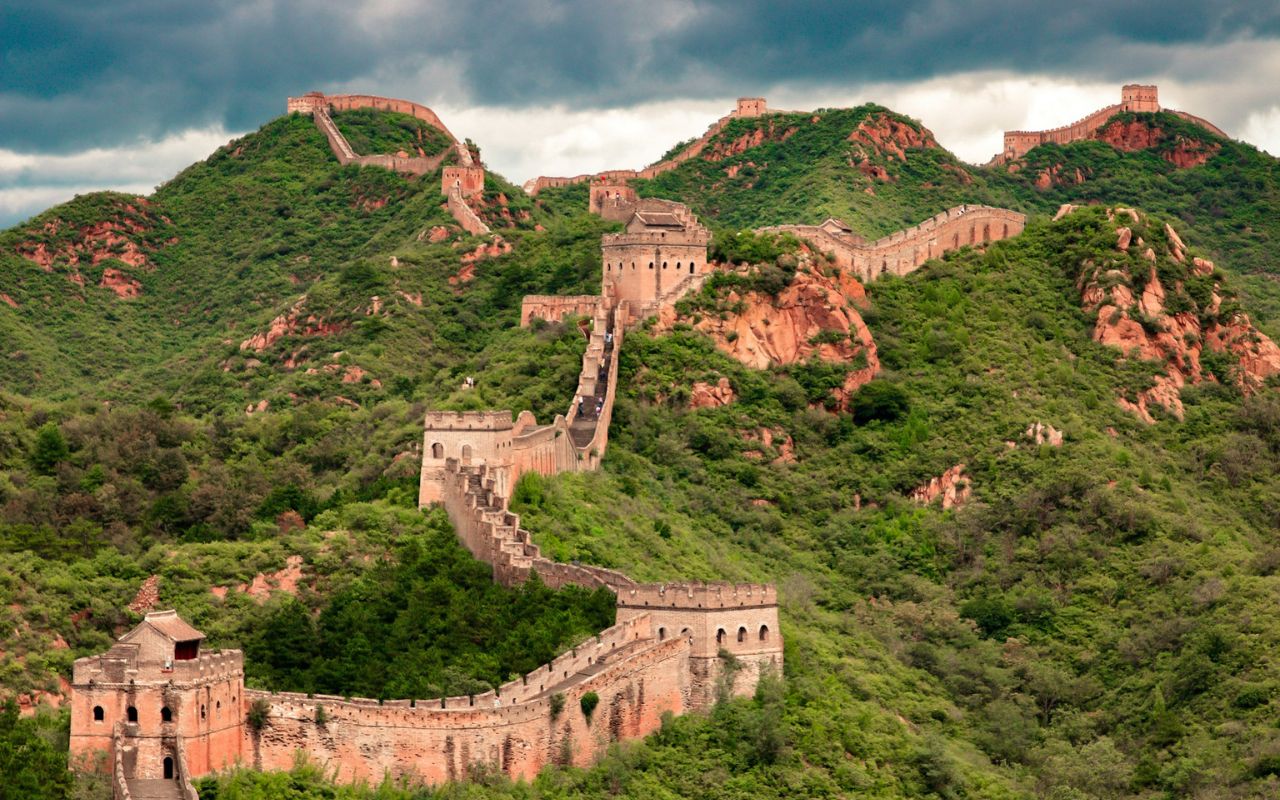 The Great Wall of China, Busy Sections Near Beijing