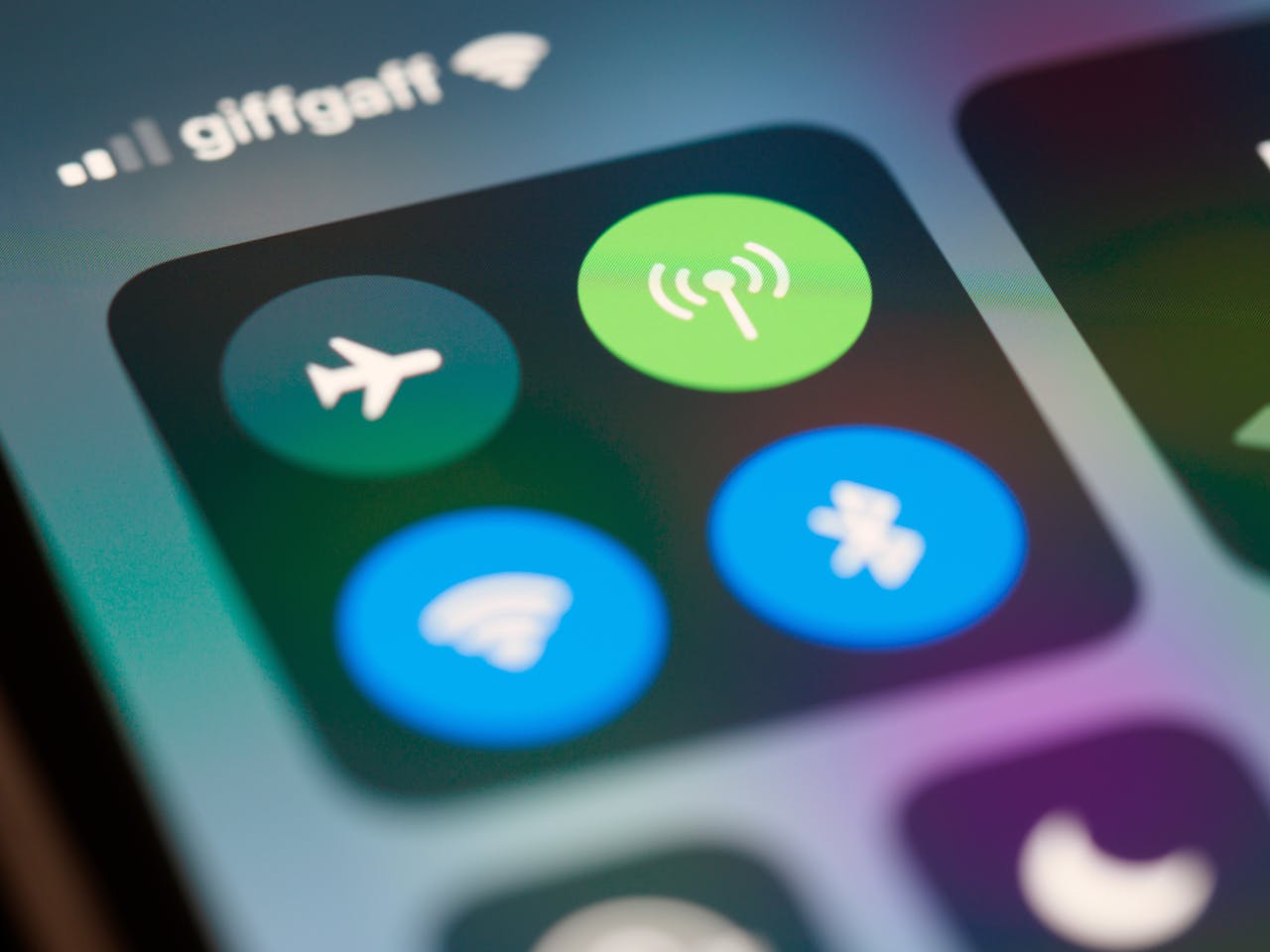 Bluetooth or Wi‑Fi Modules