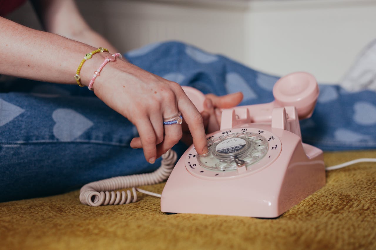 Using a Dial‑Up Modem
