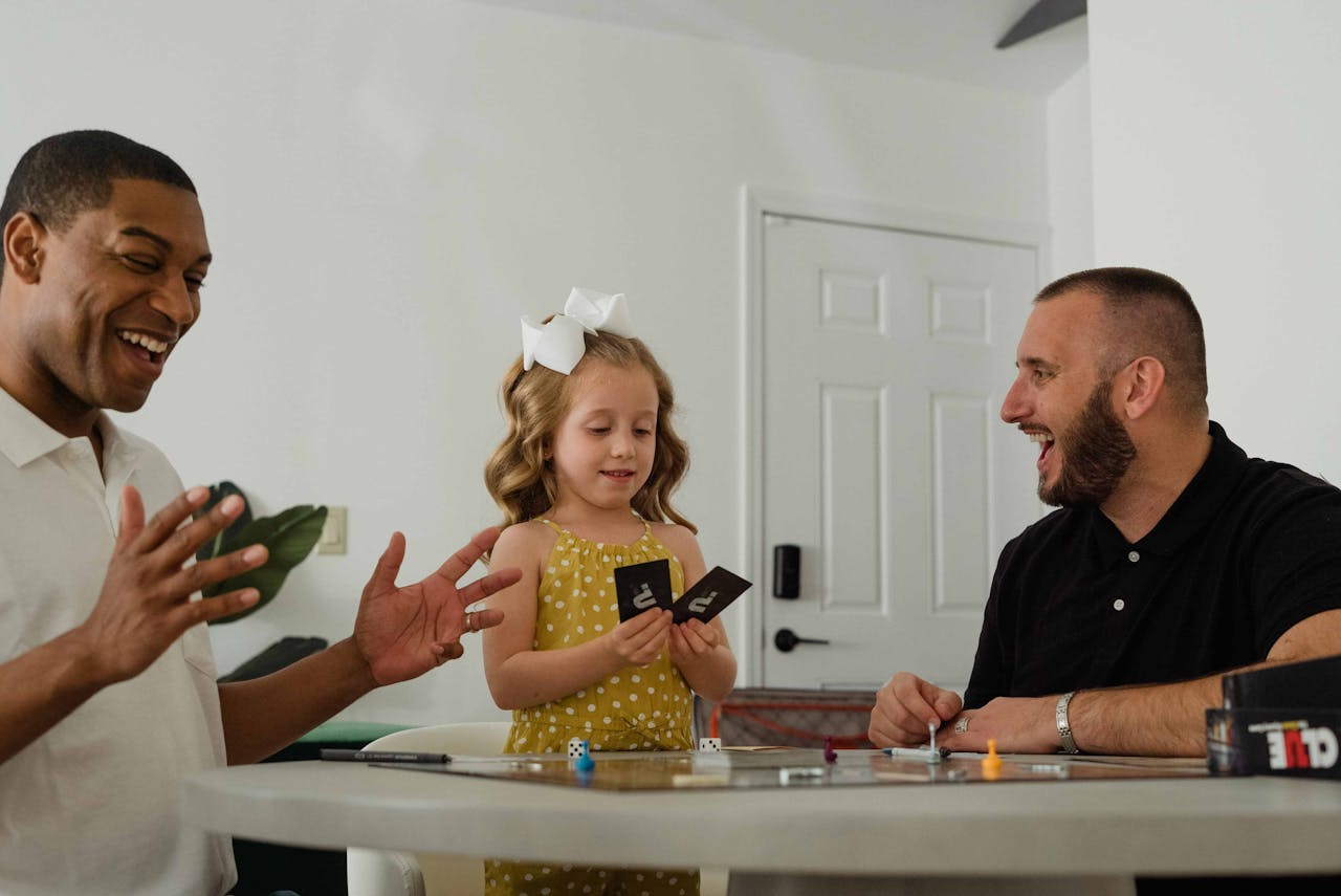 10 Pre-Internet Weekend Traditions Families Are Reviving in 2026