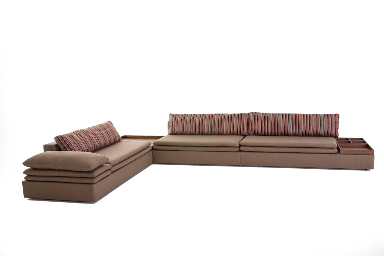 Expandable Sofas That Transform