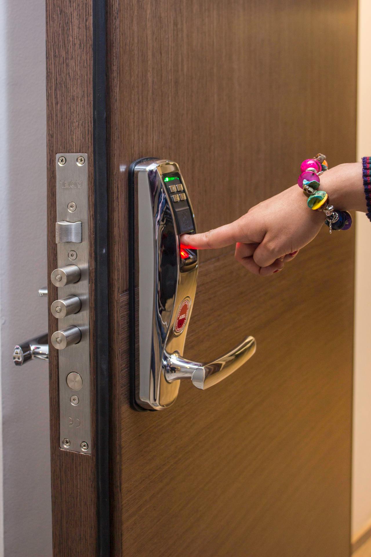 Smart Locks Without Physical Backups