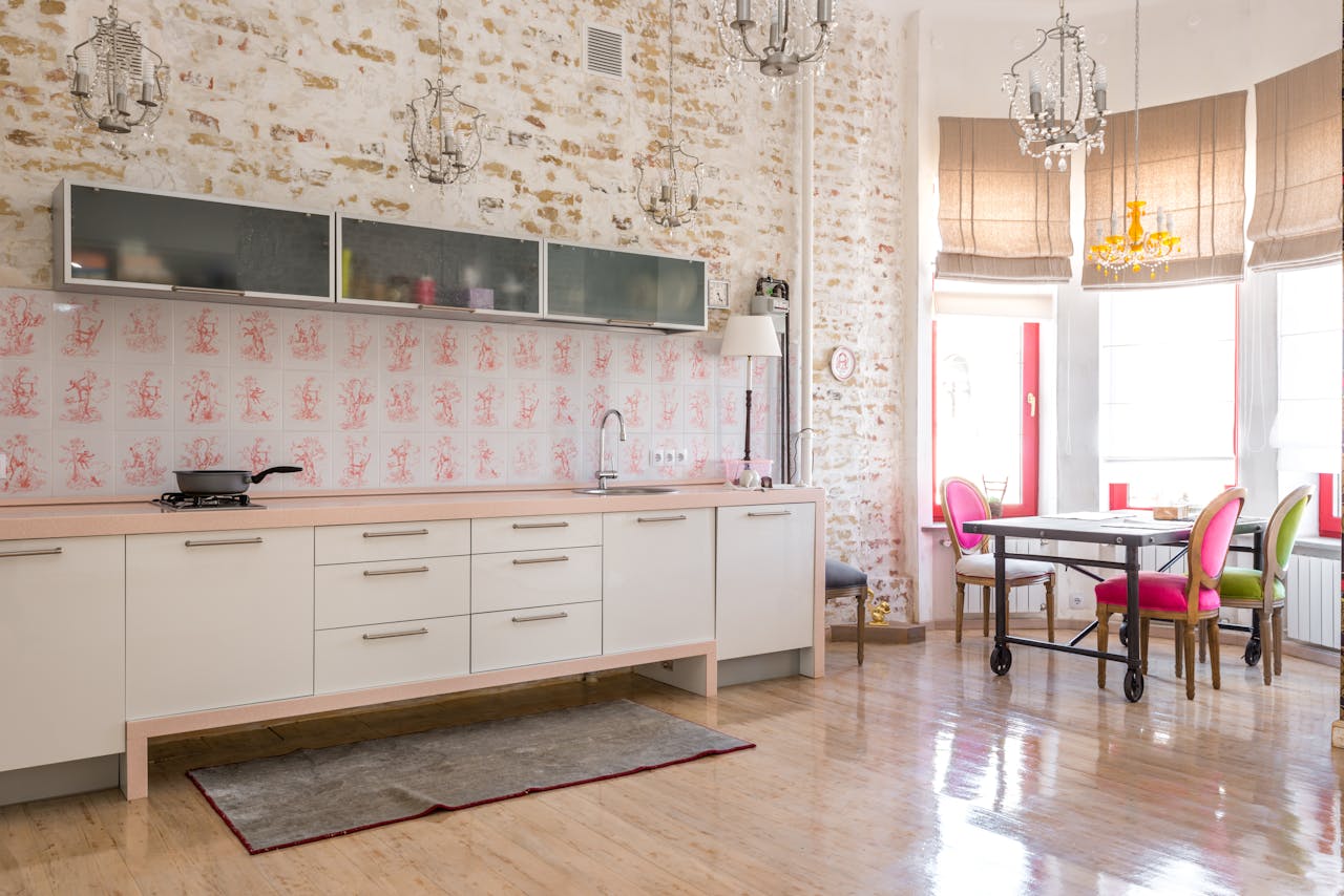 Visual character and thickness of spaces