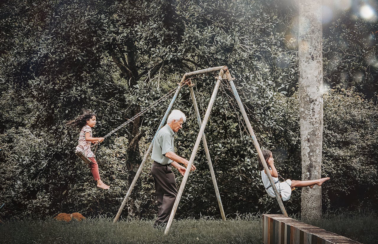 12 Free-Range Parenting Rules From the ’70s That Are Getting Rethought